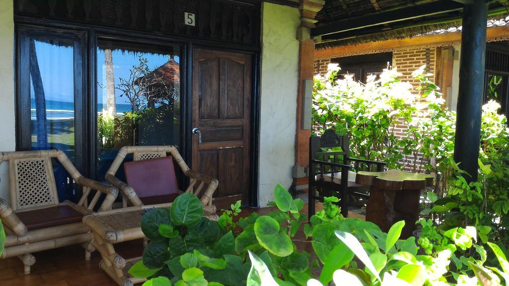 Amarta Beach Cottages Candi Dasa  Phòng bức ảnh
