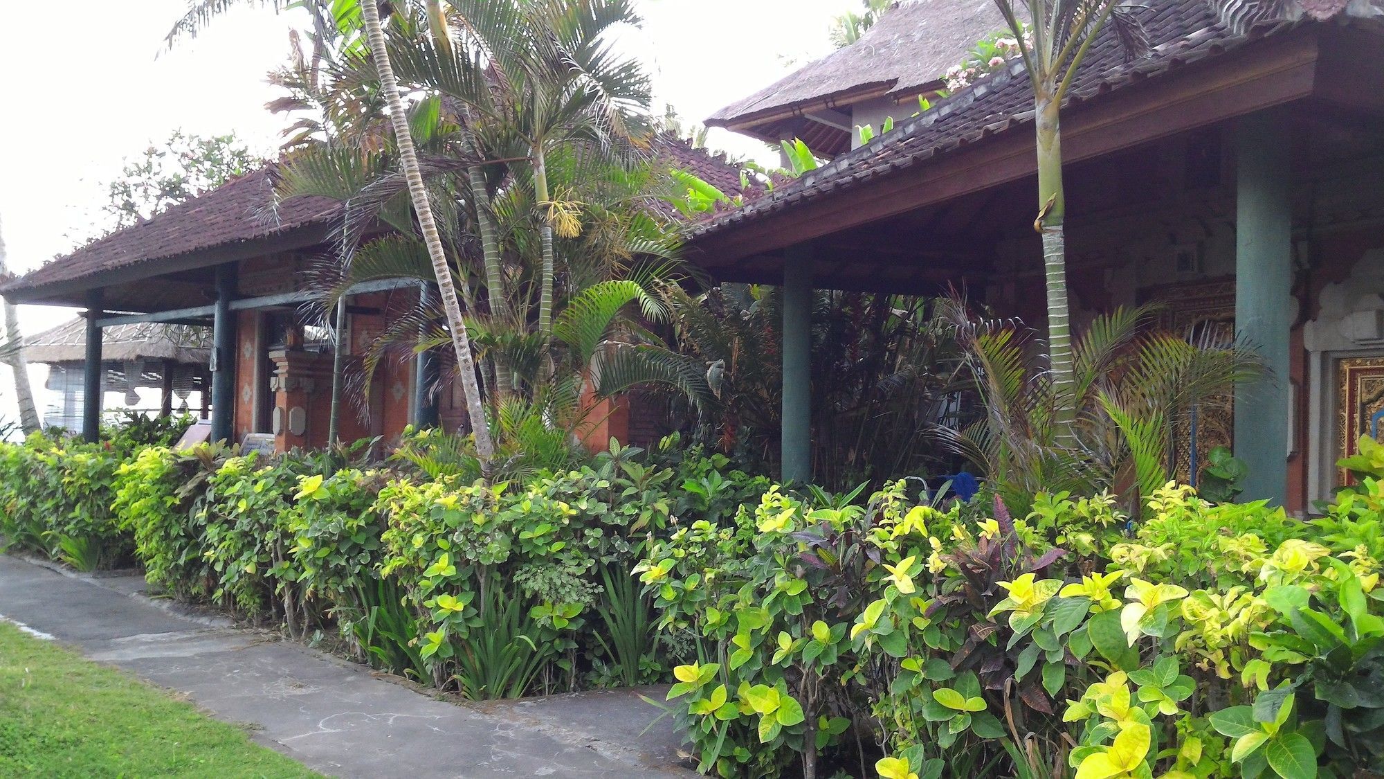Amarta Beach Cottages Candi Dasa  Ngoại thất bức ảnh